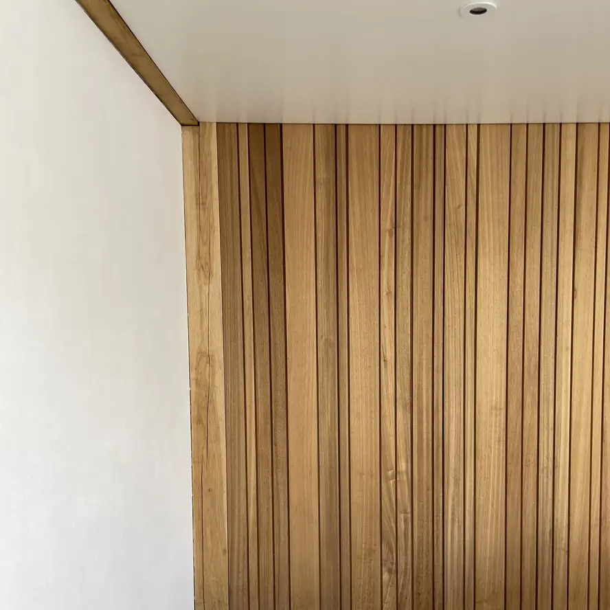Thermo ayous enkel blokprofiel - 21x125 mm - geschaafd - blokprofiel - thermisch gemodificeerd ayous hout KD 8-12% Thermo ayous enkel blokprofiel - 21x125 mm - geschaafd - blokprofiel - thermisch gemodificeerd ayous hout KD 8-12%