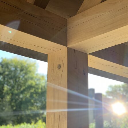 Eiken balk - 190x190 mm - geschaafd - balk voor buiten - eikenhout AD 20-25% Eiken balk - 190x190 mm - geschaafd - balk voor buiten - eikenhout AD 20-25%