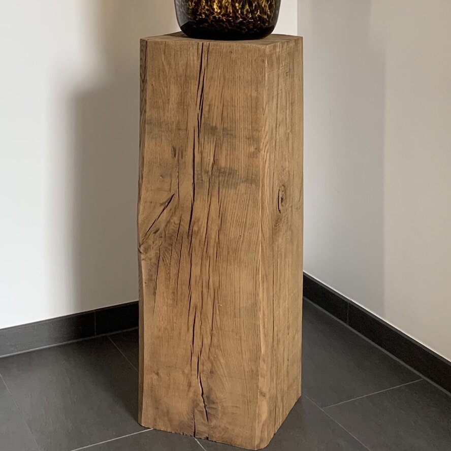 Oude eiken balk - 65x190 mm - gerookt - balk voor binnen / beschut buiten - verouderd eikenhout AD 20-25% Oude eiken balk - 65x190 mm - gerookt - balk voor binnen / beschut buiten - verouderd eikenhout AD 20-25%