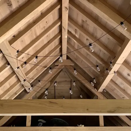 Eiken balk - 90x90 mm - geschaafd - balk voor buiten - eikenhout AD 20-25% Eiken balk - 90x90 mm - geschaafd - balk voor buiten - eikenhout AD 20-25%