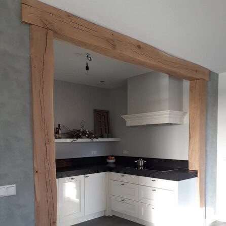 Oude eiken balk - 90x90 mm - geborsteld - balk voor buiten - verouderd eikenhout AD 20-25%