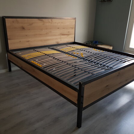 Eiken plank - 23x200 mm - fijnbezaagd / ruw - plank voor binnen / beschut buiten - eikenhout KD 8-12%