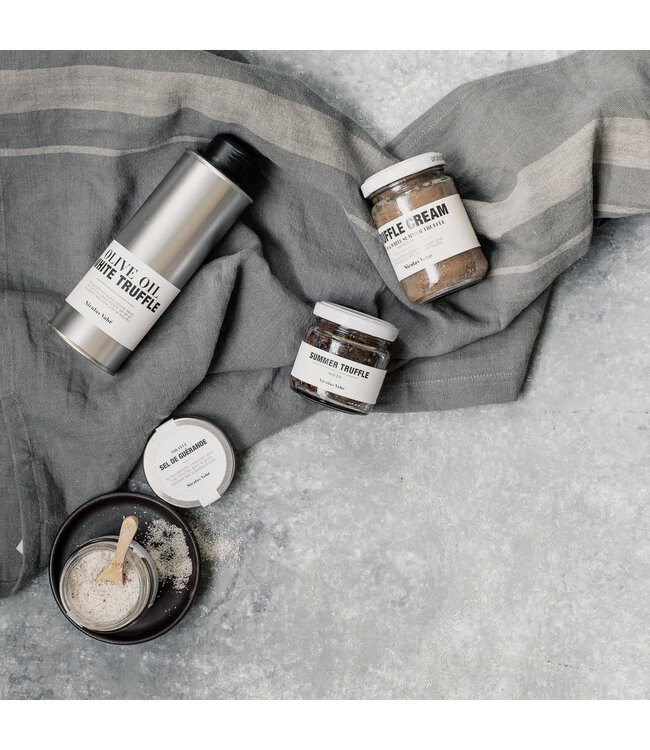 Nicolas Vahé Virgin olive oil with white truffle