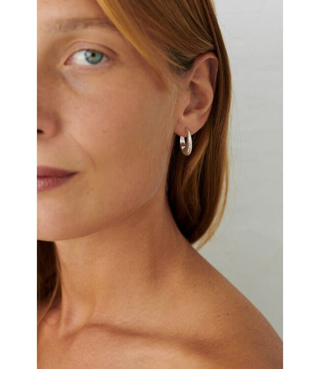 Pernille Corydon Globe Huggies Gold Plated