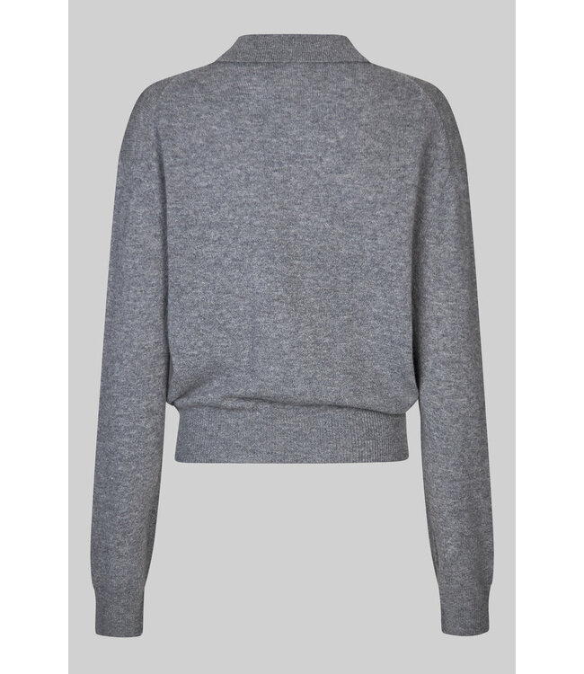 Second Female Vilena knit ls