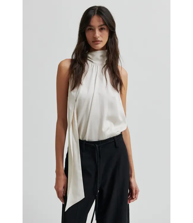 Second Female Kura Top