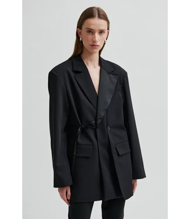 Second Female Drink Blazer