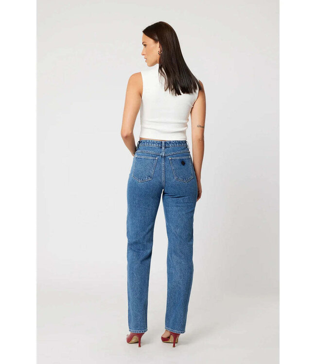 Abrand 94 Straight Kim