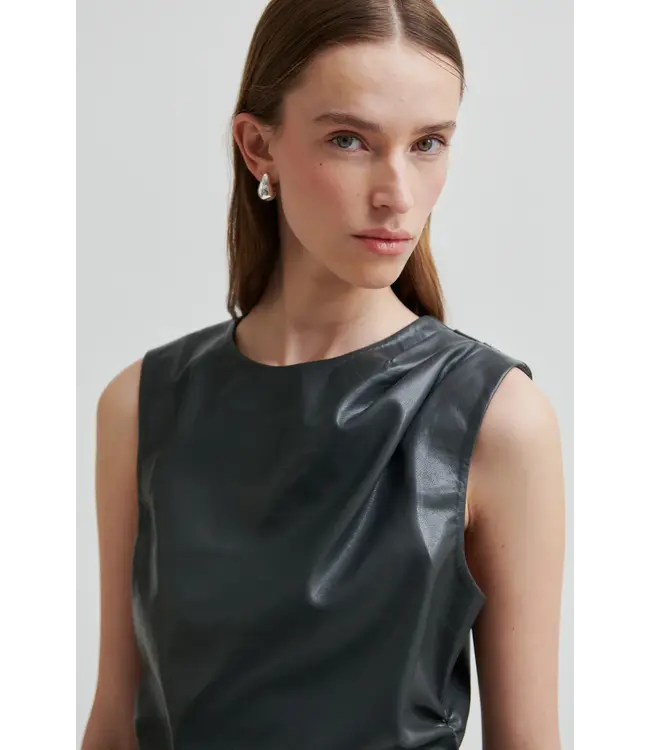 Second Female Seerie top