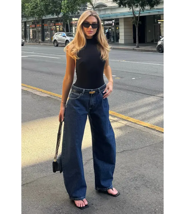 Abrand Mid barrel jean tara