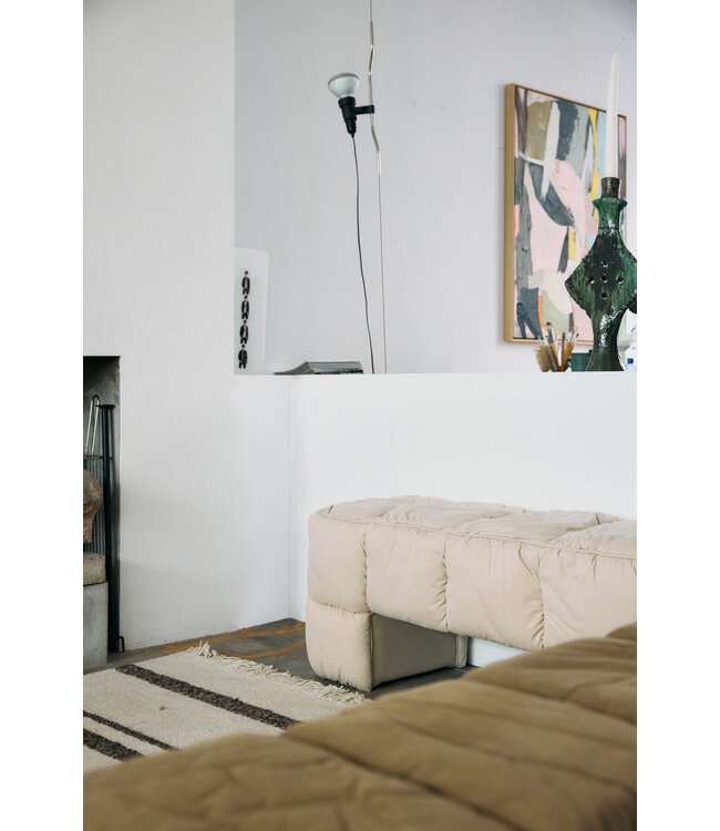 HKliving Puffy lobby bench pebble