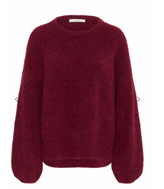 Gestuz Alpha slit pullover