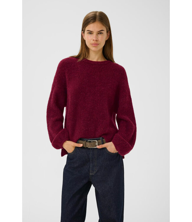 Gestuz Alpha slit pullover