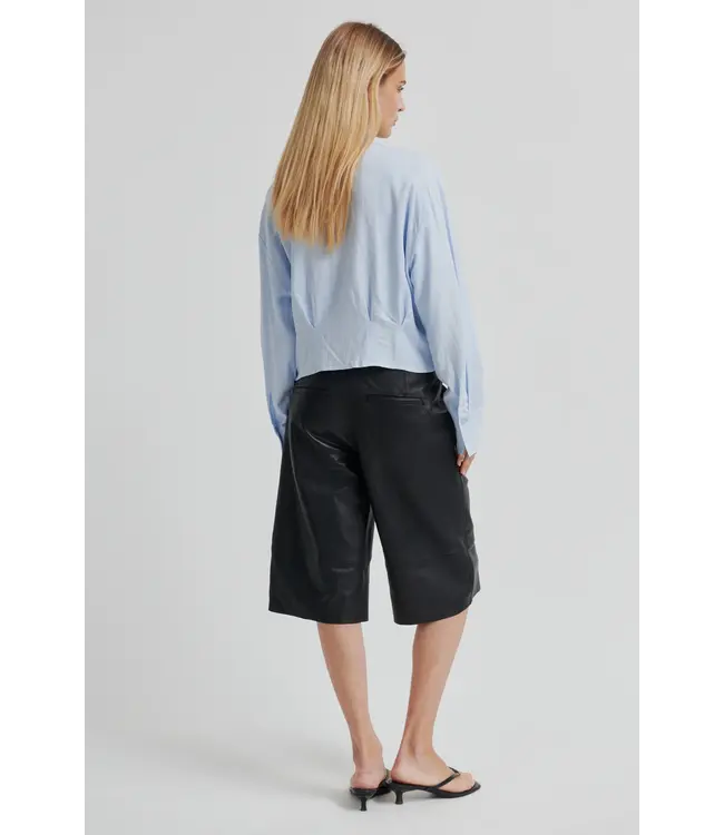 Second Female Nura shirt