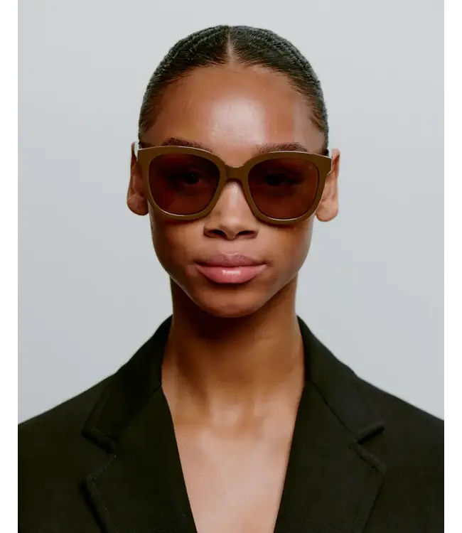 A.Kjaerbede Billy - Chocolate