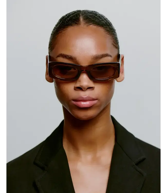 A.Kjaerbede Frida - Smoke transparent