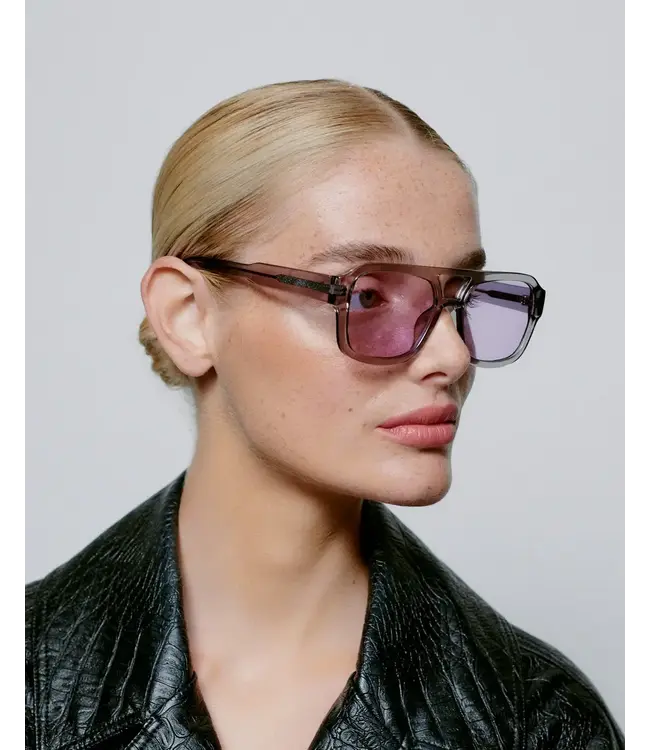 A.Kjaerbede Kaya - Grey Transparent