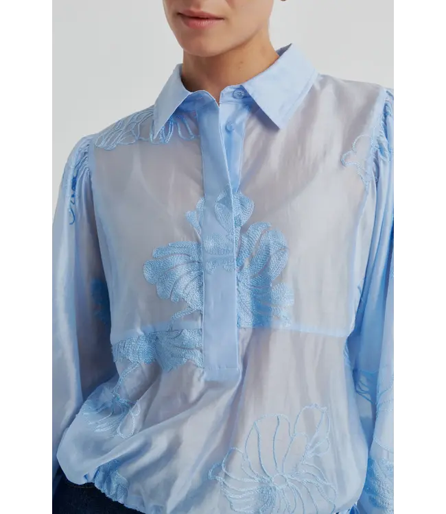 Second Female Vira Blouse