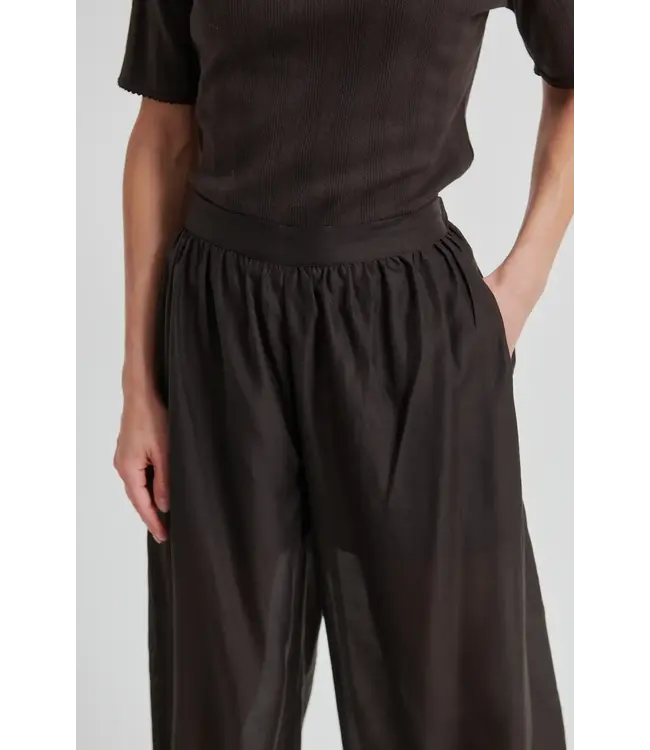 Second Female Hidie Trousers
