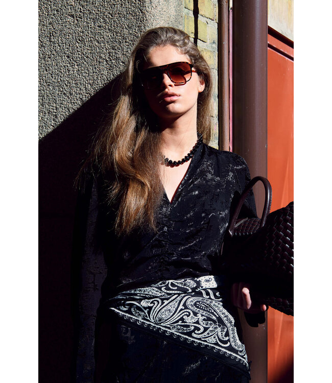 BOW19 Paisley Scarf Black