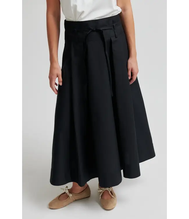 Second Female Larkini Skirt