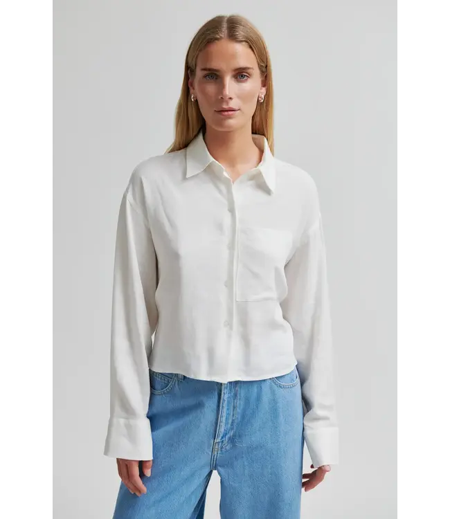 Second Female Veno Shirt