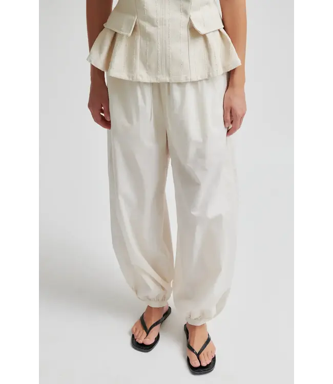 Second Female Avida Trousers