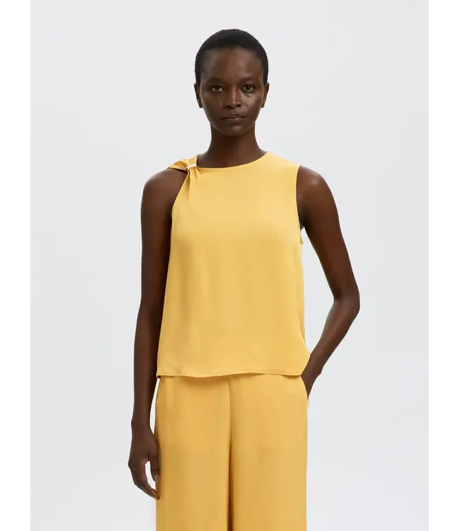 Selected LAURA SL TRIM TOP B