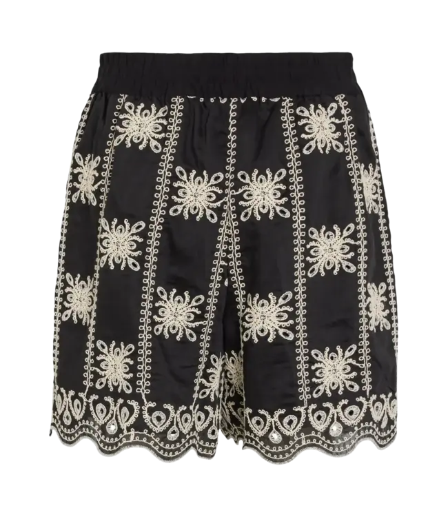 Rouge Edit Nala HW Shorts