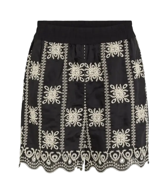 Rouge Edit Nala HW Shorts