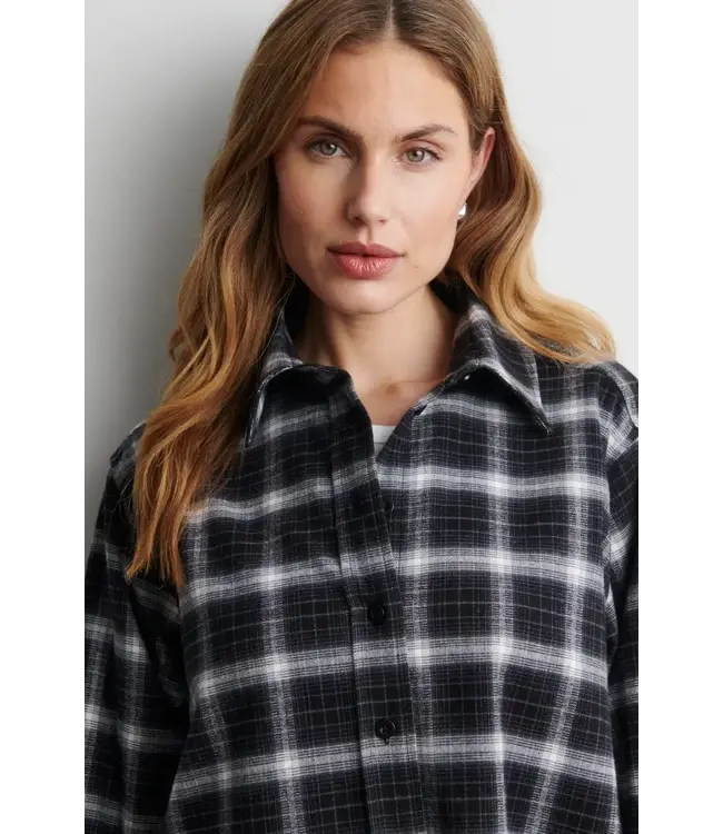 Second Female Genola Shirt
