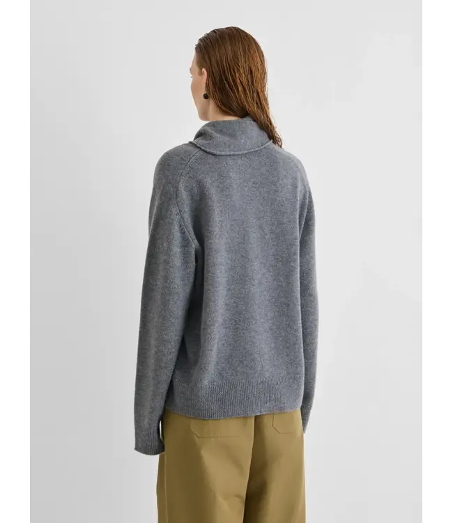 Rouge Edit ROUKATE L/S V-NECK KNIT