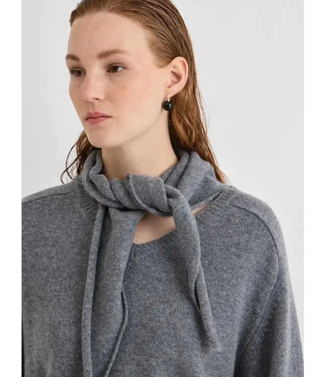 Rouge Edit ROUKATE L/S V-NECK KNIT