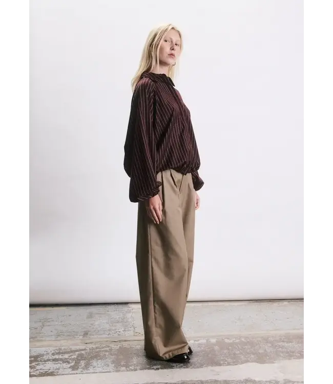 JIJI Trousers Mark