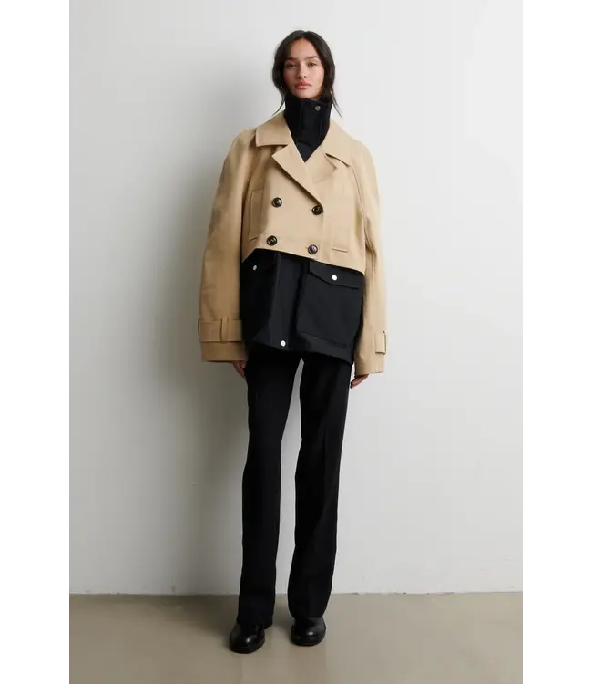 Second Female Aiva Jacket