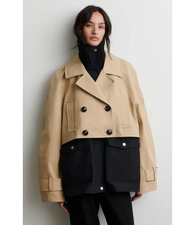 Second Female Aiva Jacket