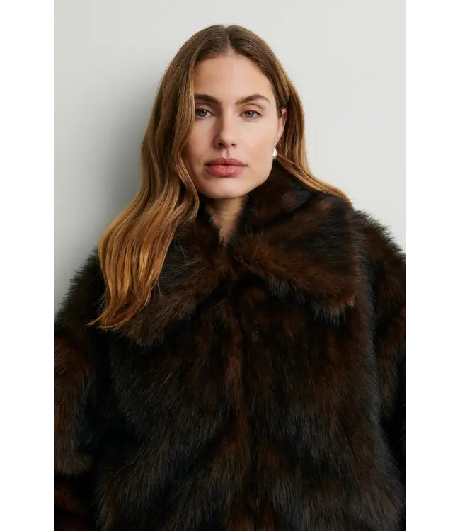 Second Female Plaza Jacket