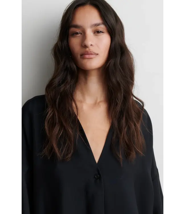 Second Female Timeline Blouse