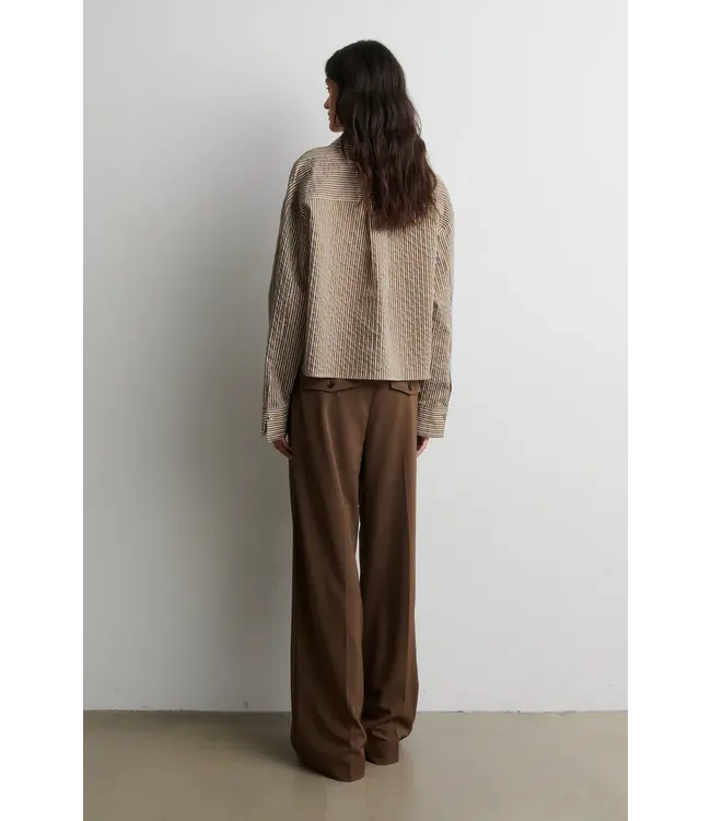 Second Female Vena Cropped Shirt