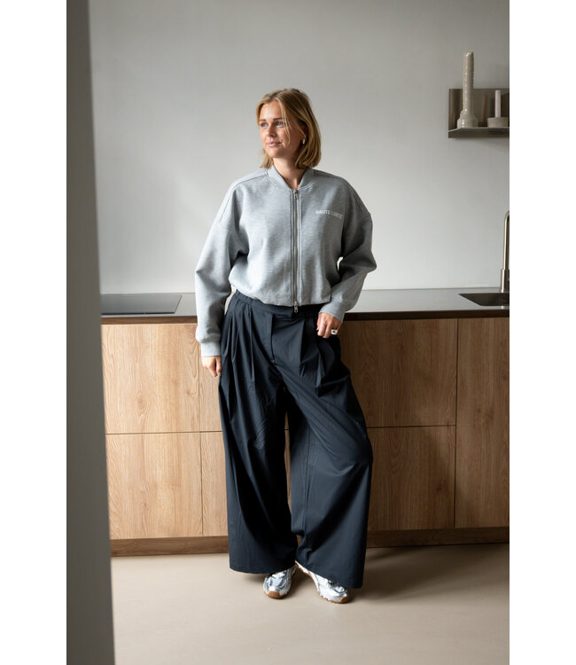 Haute L'Amitié Maxi Crop Zip Sweat