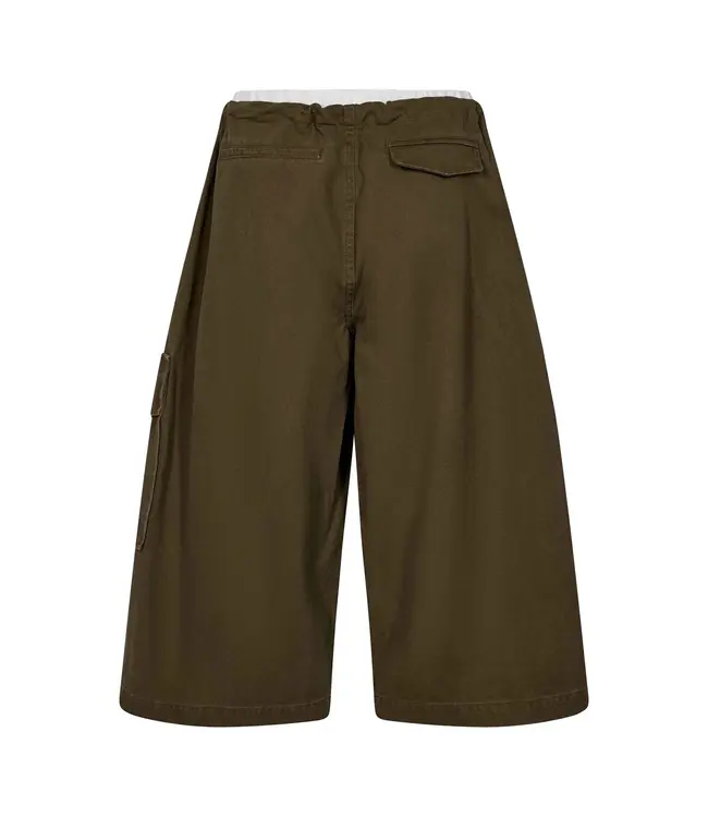 Haute L'Amitié Pull On Cargo Bermudas