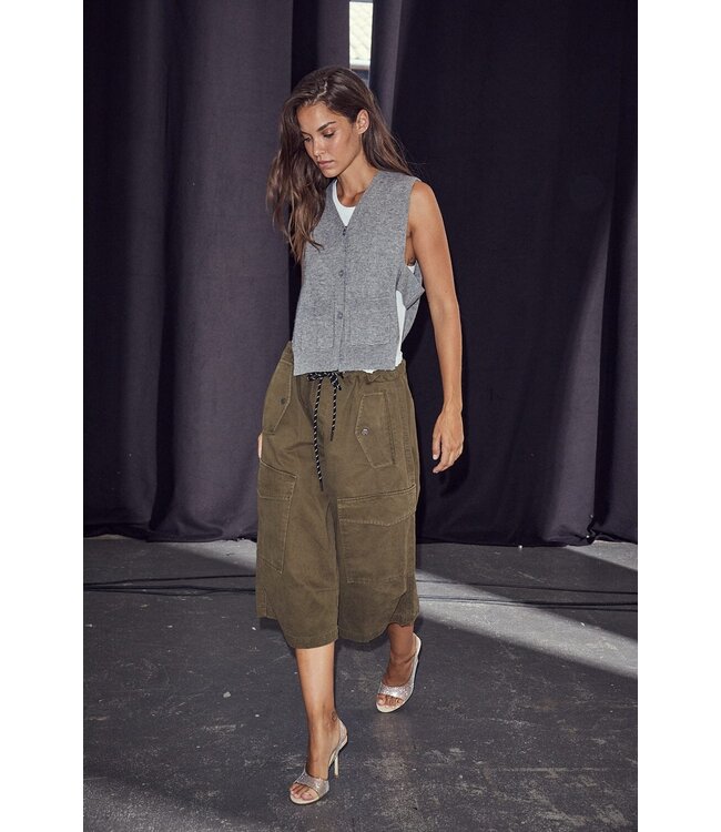 Haute L'Amitié Pull On Cargo Bermudas