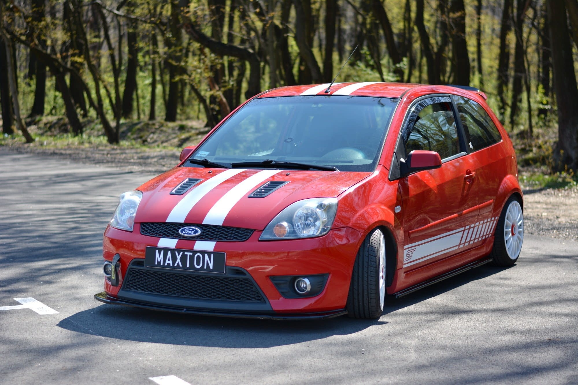 Maxton Design Maxton Design FRONT SPLITTER V.2 FORD FIESTA