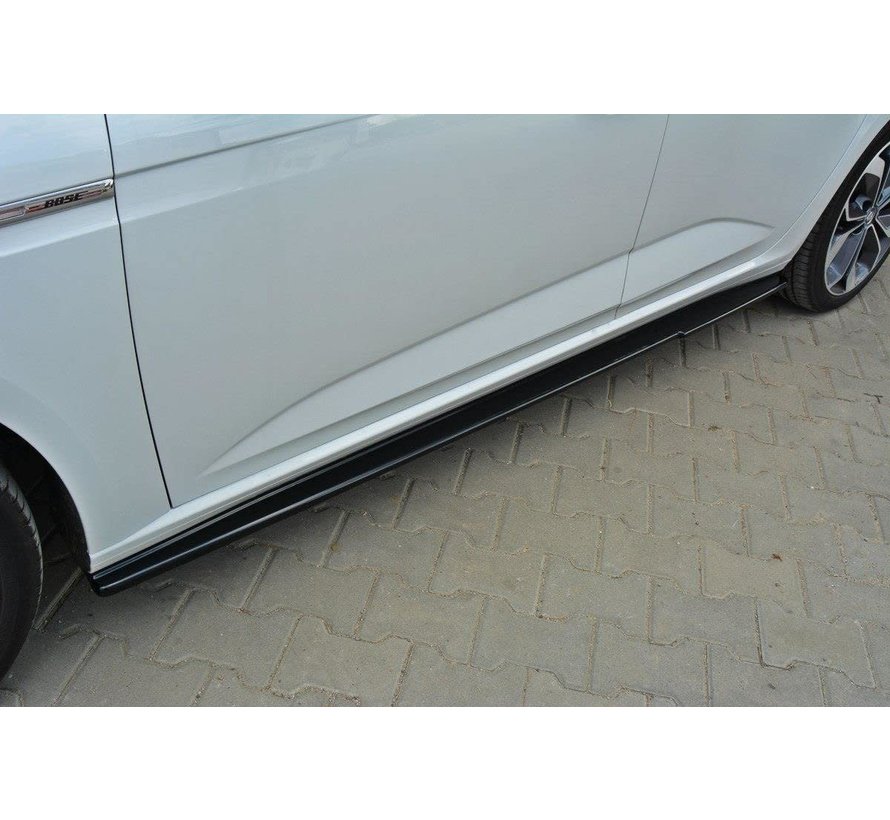 Maxton Design SIDE SKIRTS DIFFUSERS RENAULT MEGANE MK4 HATCHBACK