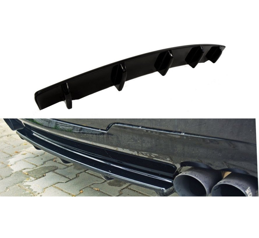 Maxton Design CENTRAL REAR DIFFUSER BMW 5 F11 M-PACK (fits two double exhaust ends)