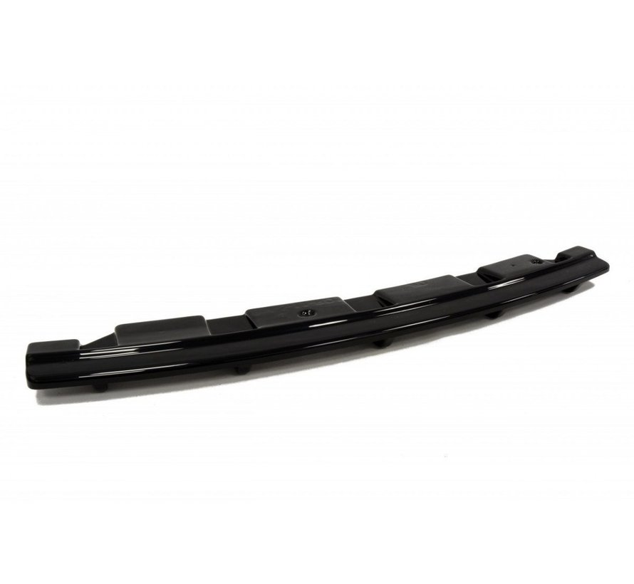 Maxton Design CENTRAL REAR DIFFUSER BMW 5 F11 M-PACK (fits two double exhaust ends)