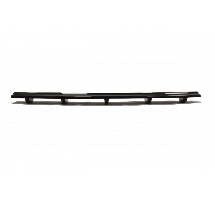 Maxton Design CENTRAL REAR DIFFUSER BMW 5 F11 M-PACK (fits two single exhaust ends)