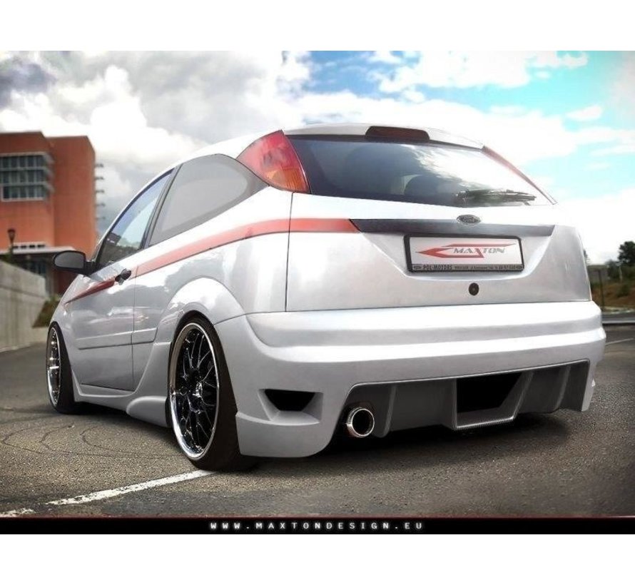 Maxton Design REAR BUMPER FORD FOCUS I HB RACER