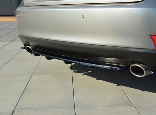 Maxton Design Maxton Design CENTRAL REAR DIFFUSER Lexus IS Mk3 T (with vertical bars)