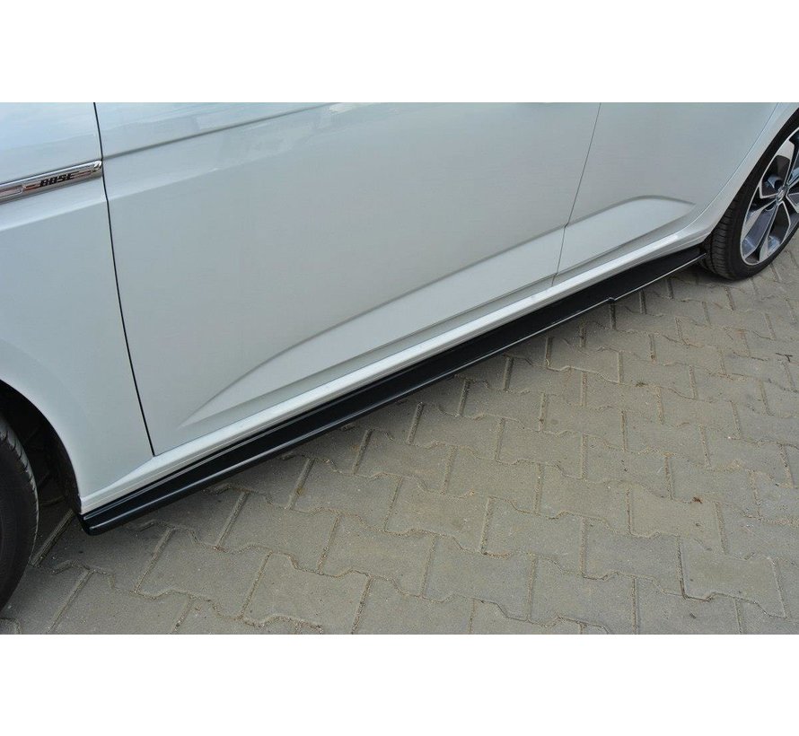 Maxton Design SIDE SKIRTS DIFFUSERS RENAULT MEGANE MK4 HATCHBACK